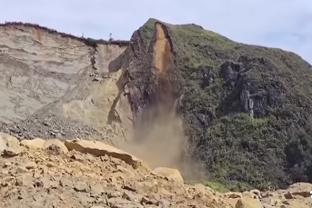 全能！亚历山大半场7中4砍最高17分外加4板3助2断 正负值+17